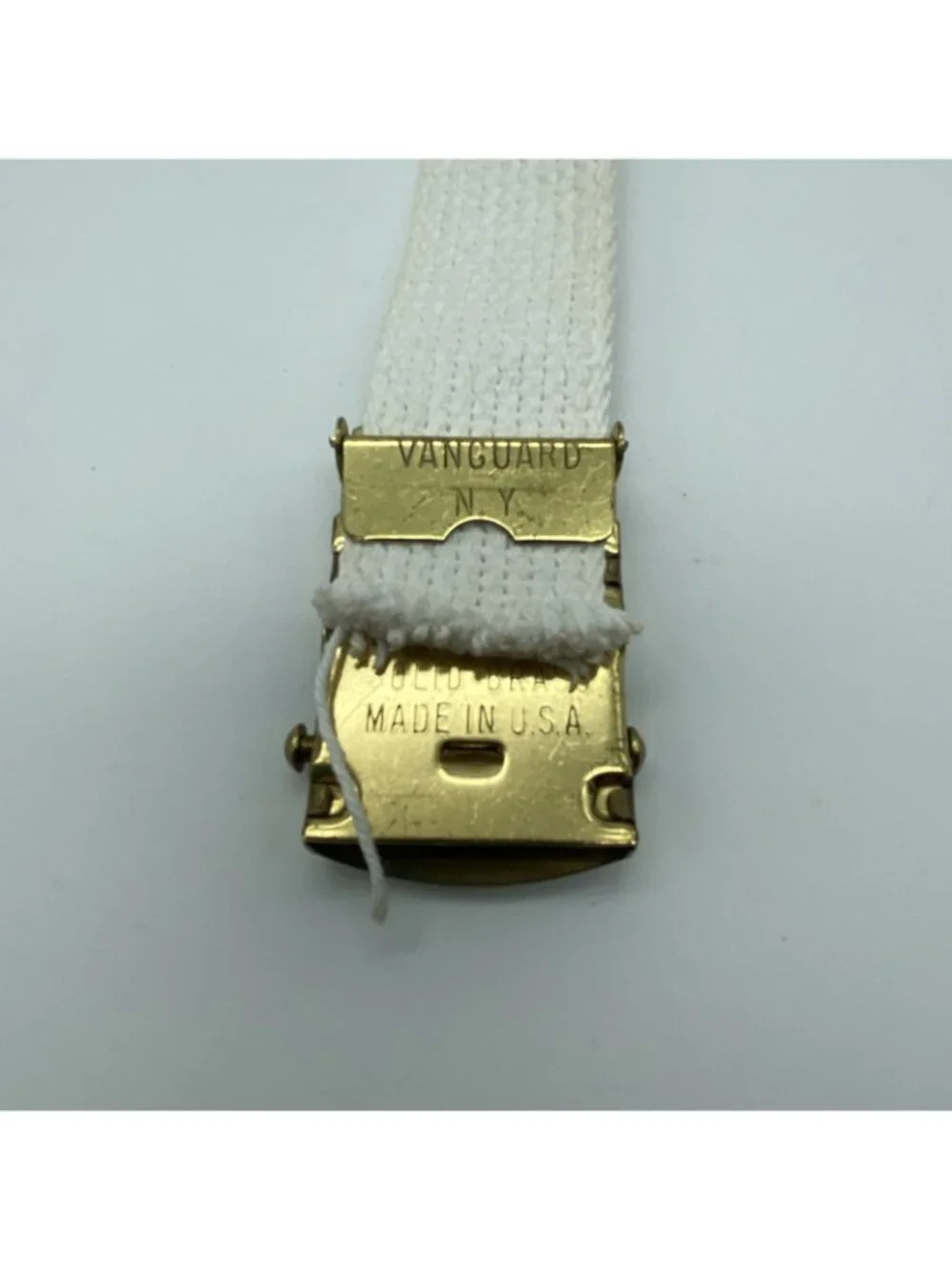Vanguard NY White Slip Thru Adjustable Belt Men’s Size M